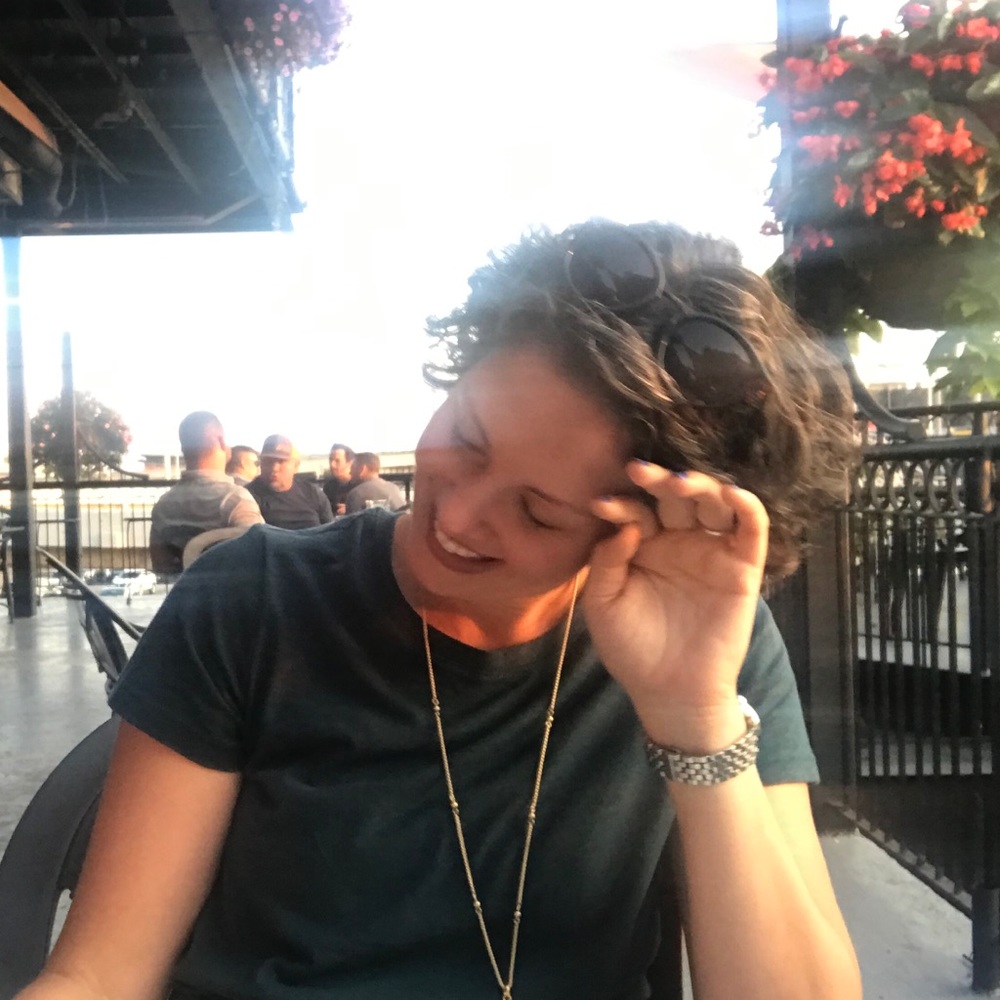 Meet your Posher, Jennette